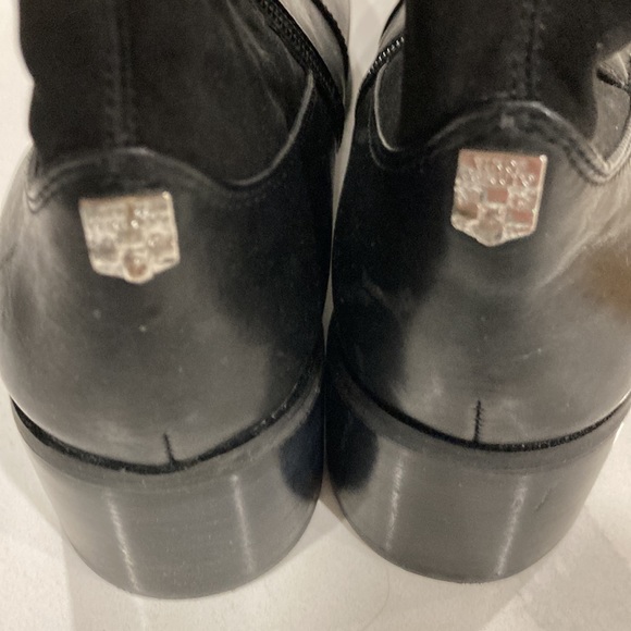 Vince Camuto Black Leather Tall boots - Picture 3 of 8